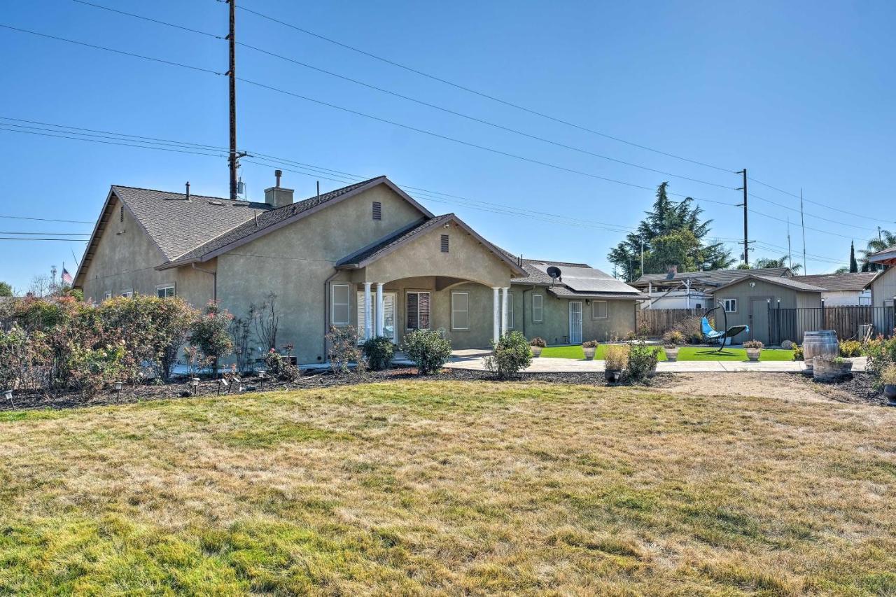 Manteca Home With Gated Yard About 2 Mi To Downtown Exterior photo